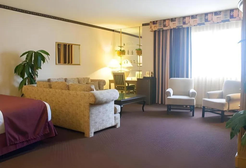Four Queens Hotel & Casino-1